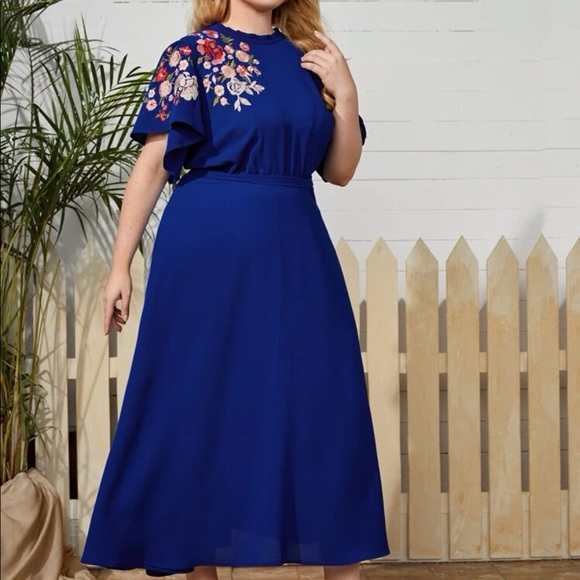 Black plus size ruffle sleeves embroidered belted dress - Picture 15 of 15